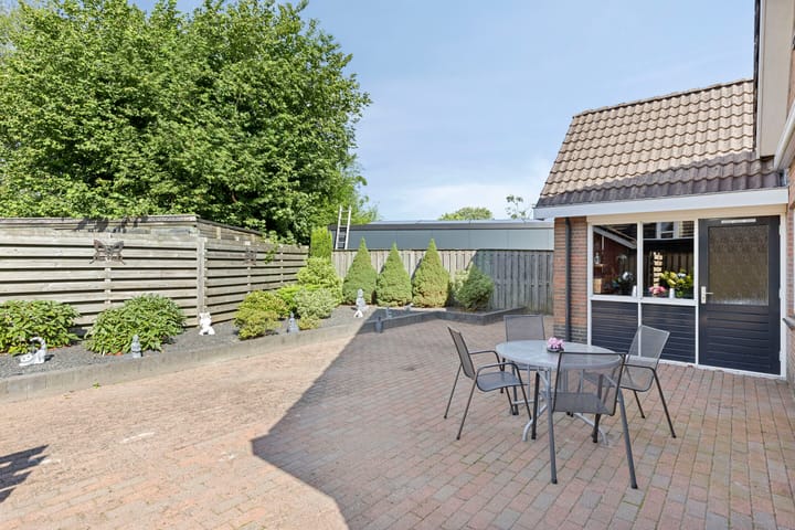 Photo 32 of Woordlaan 1