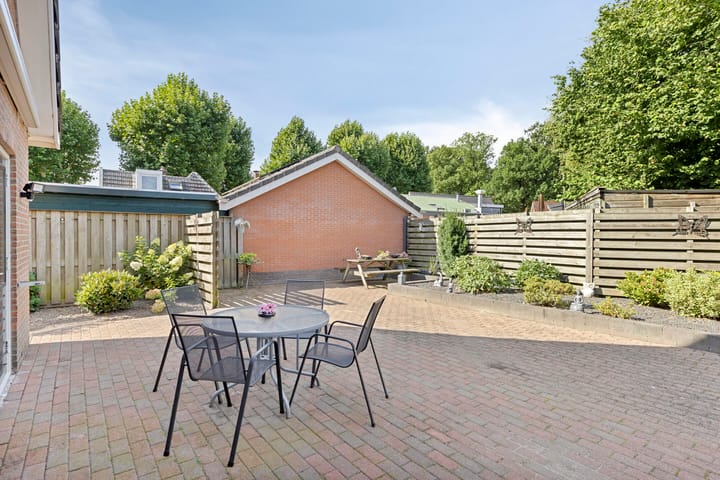 Photo 33 of Woordlaan 1