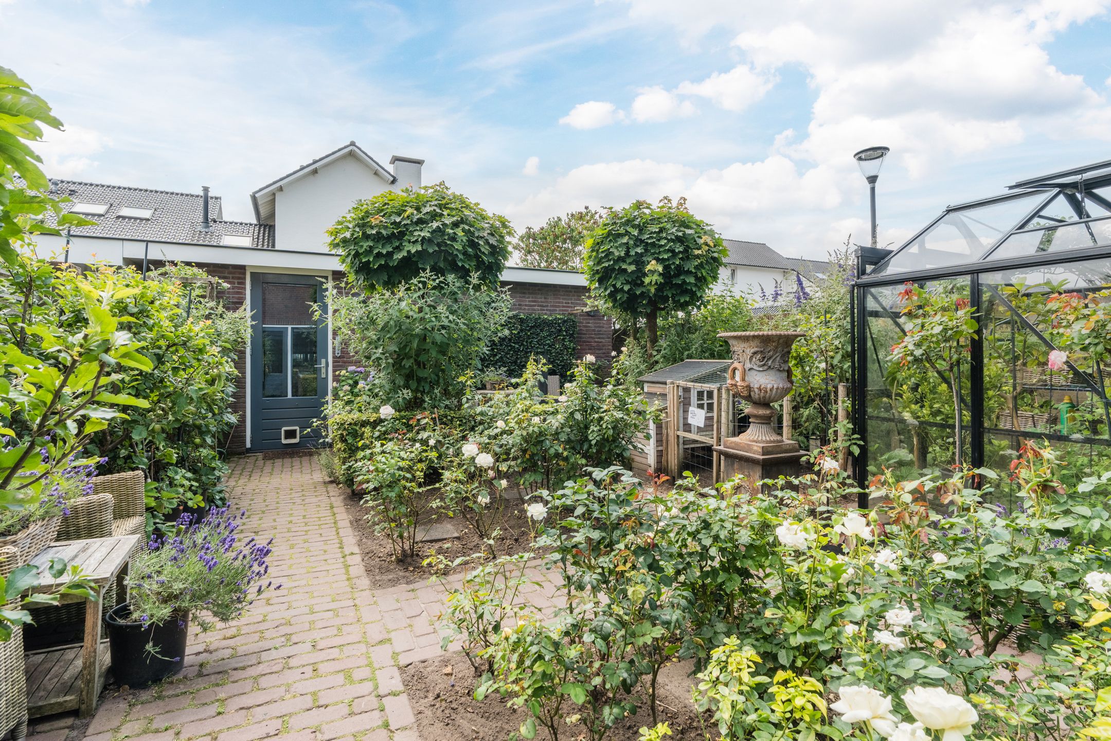 Photo 36 of Vierhoutenstraat 8