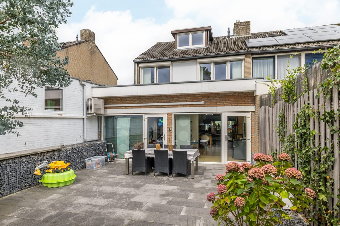 Foto 2 van Shomonstraat 17