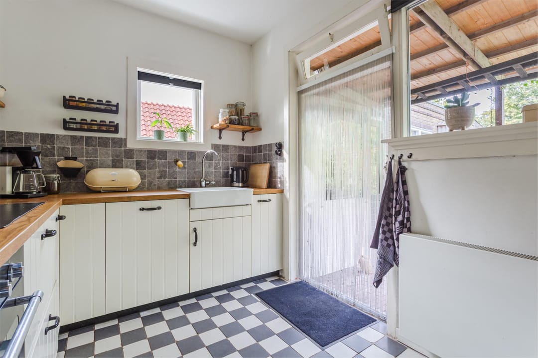 Photo 7 of Bruins Slotlaan 17