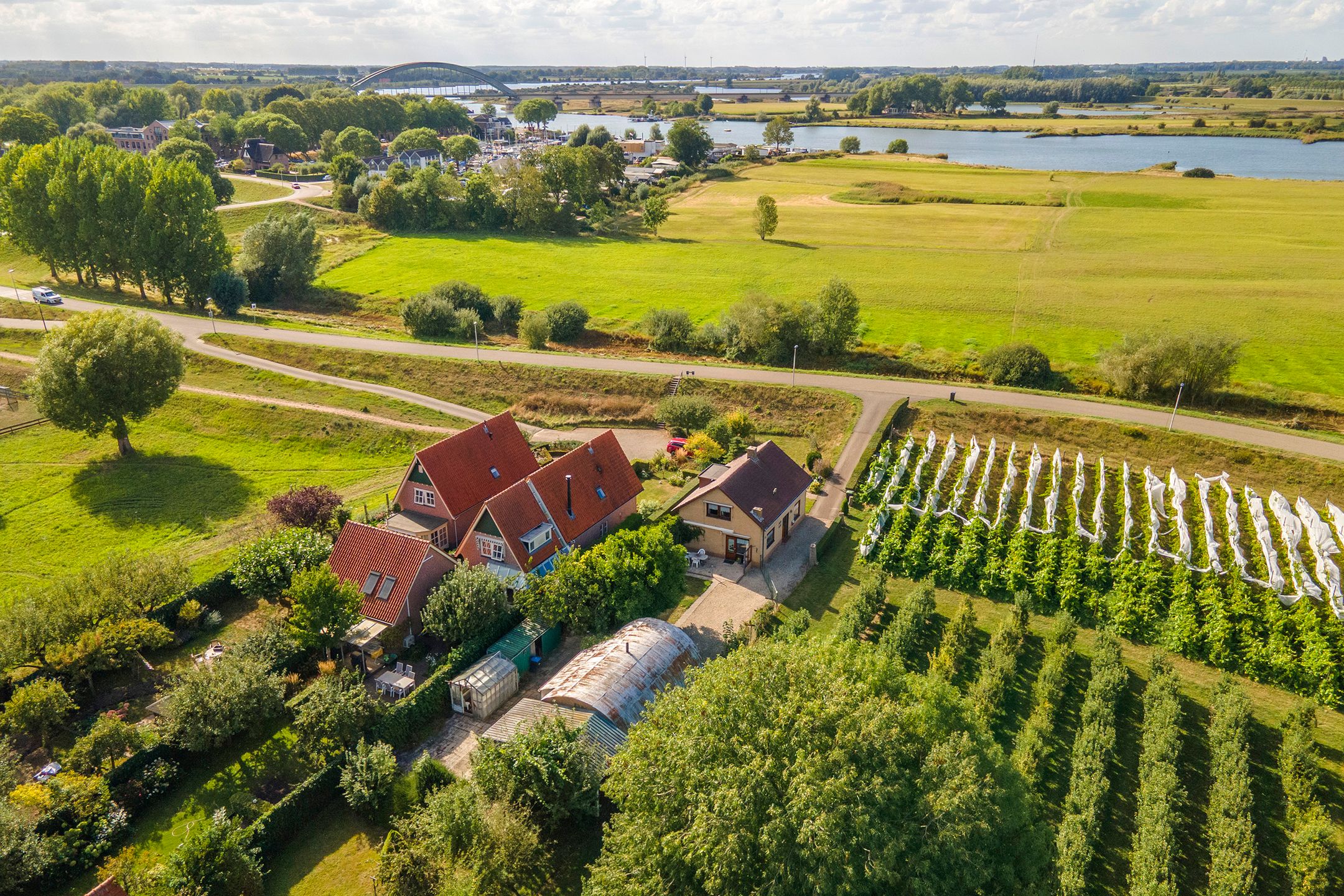 Photo 69 of Beusichemsedijk 6