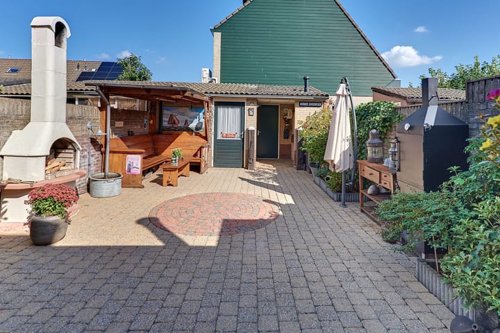 Foto 38 van Mandenmakerstraat 76