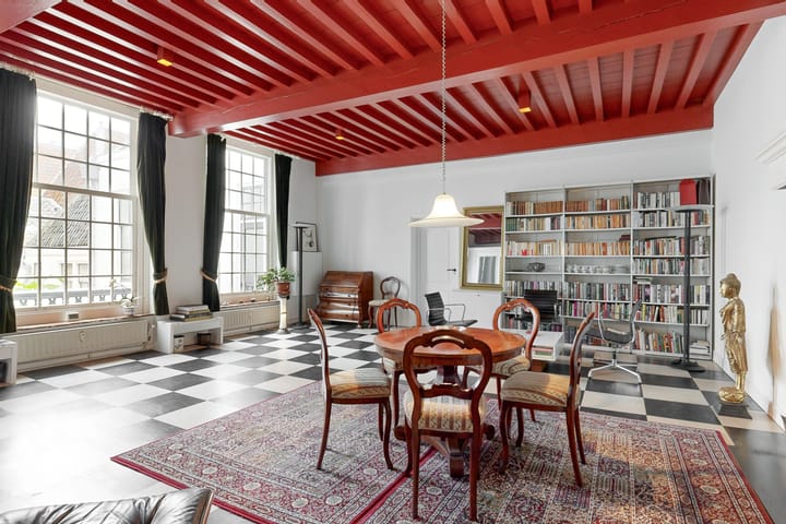 Photo 10 of Rapenburg 27-A