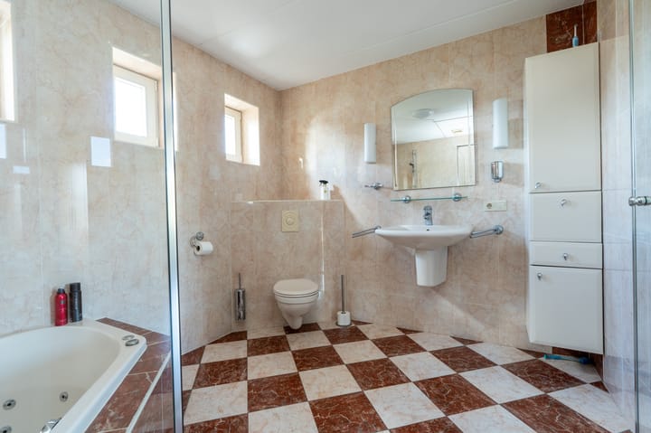 Photo 38 of Bovenènde 12