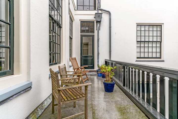 Photo 22 of Rapenburg 27-A