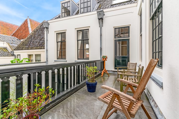 Photo 23 of Rapenburg 27-A