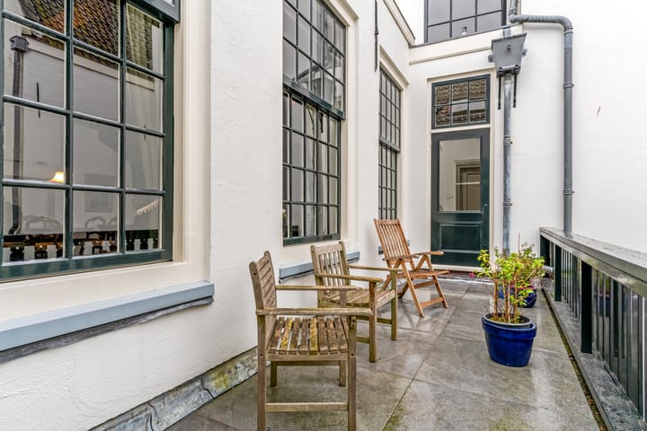 Photo 24 of Rapenburg 27-A