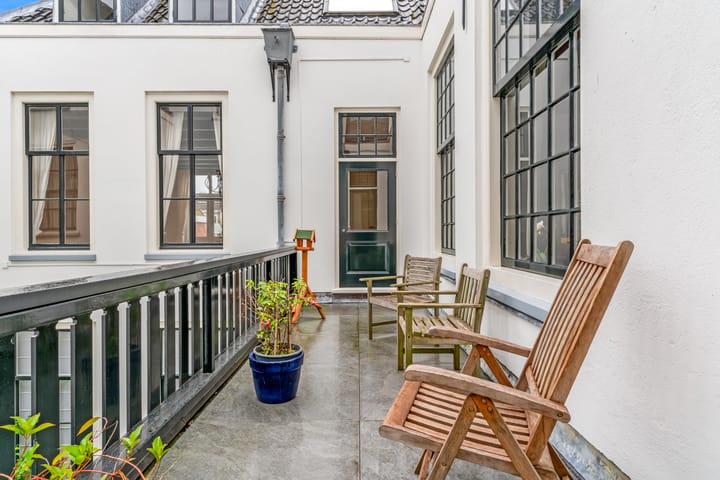 Photo 25 of Rapenburg 27-A