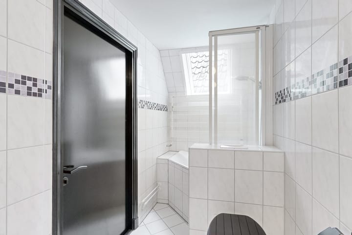 Photo 36 of Rapenburg 27-A