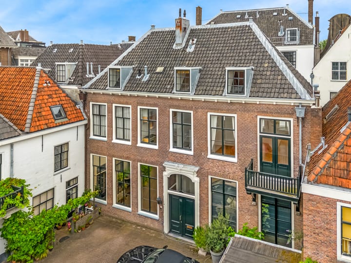 Photo 40 of Rapenburg 27-A