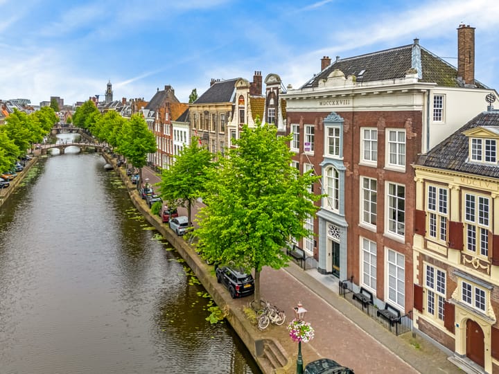 Photo 44 of Rapenburg 27-A