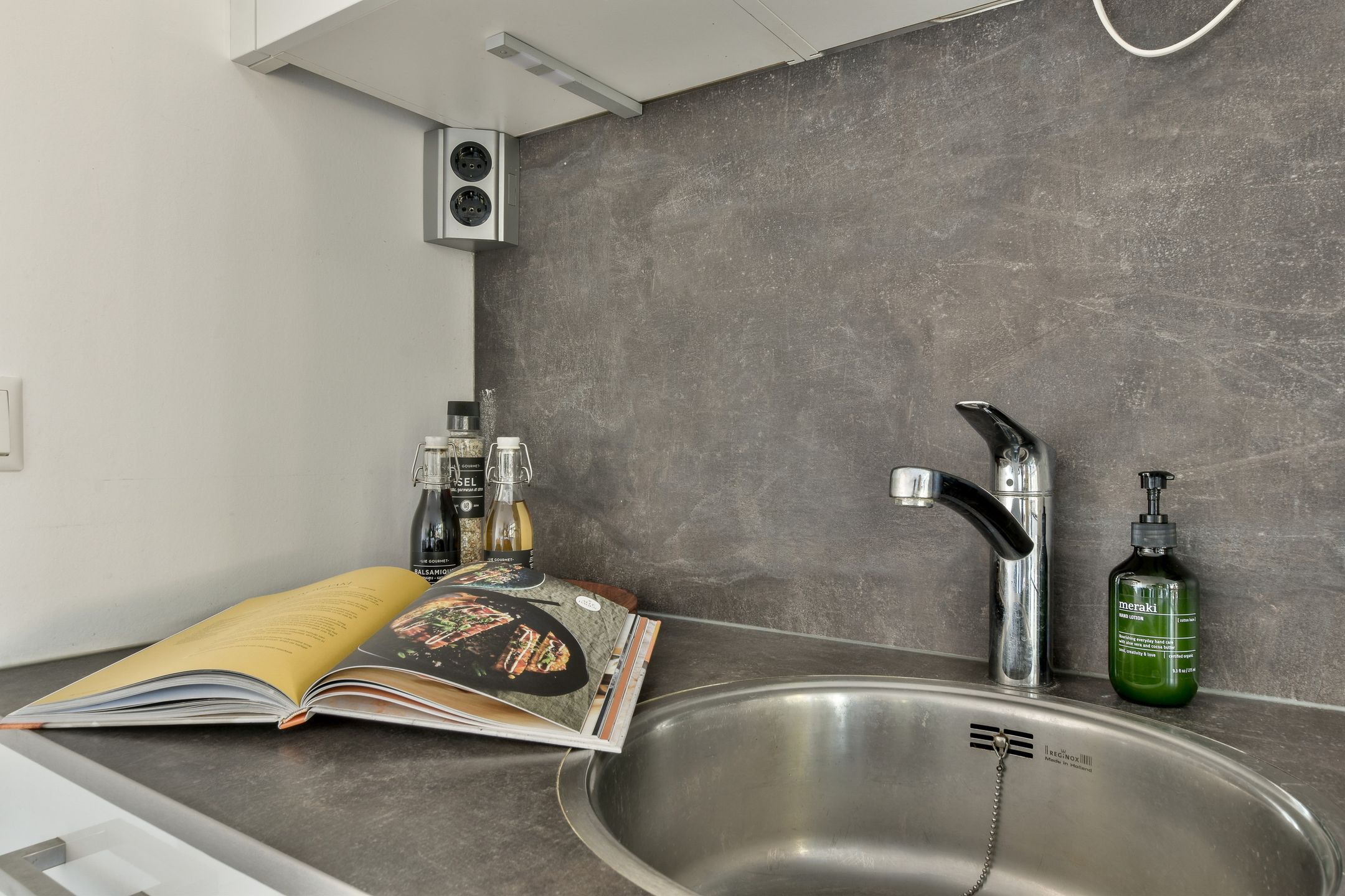 Foto 15 van Smallepad 18-B