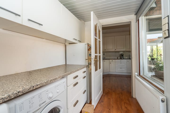 Photo 12 of Thorbeckestraat 119