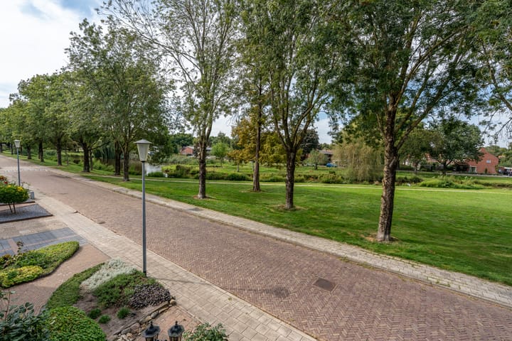 Photo 23 of Thorbeckestraat 119