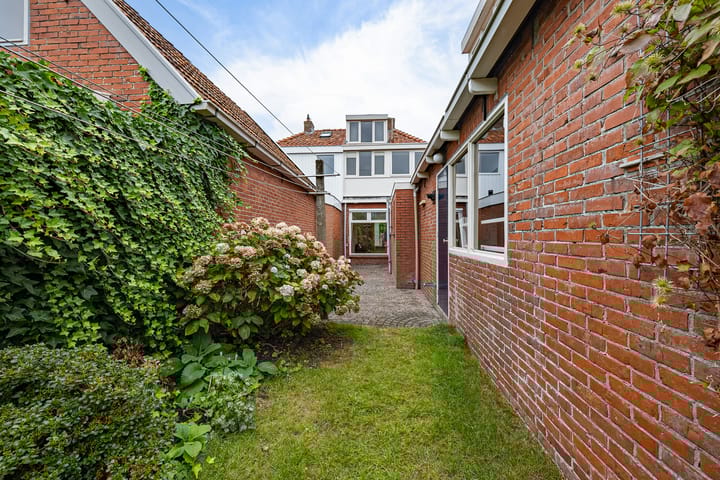 Photo 37 of Hynstewaed 12