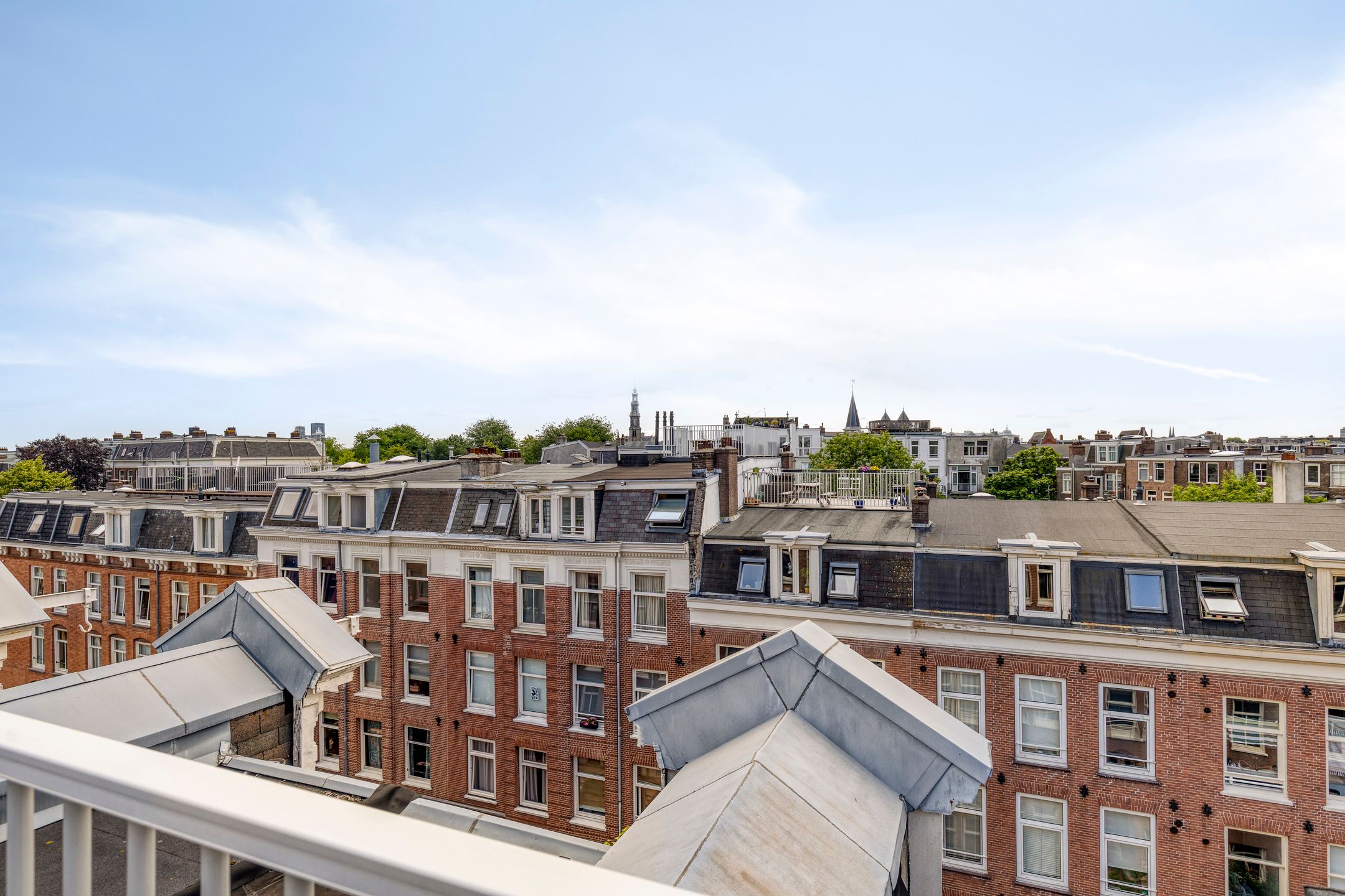 Foto 27 van Van Oldenbarneveldtstraat 96-B3