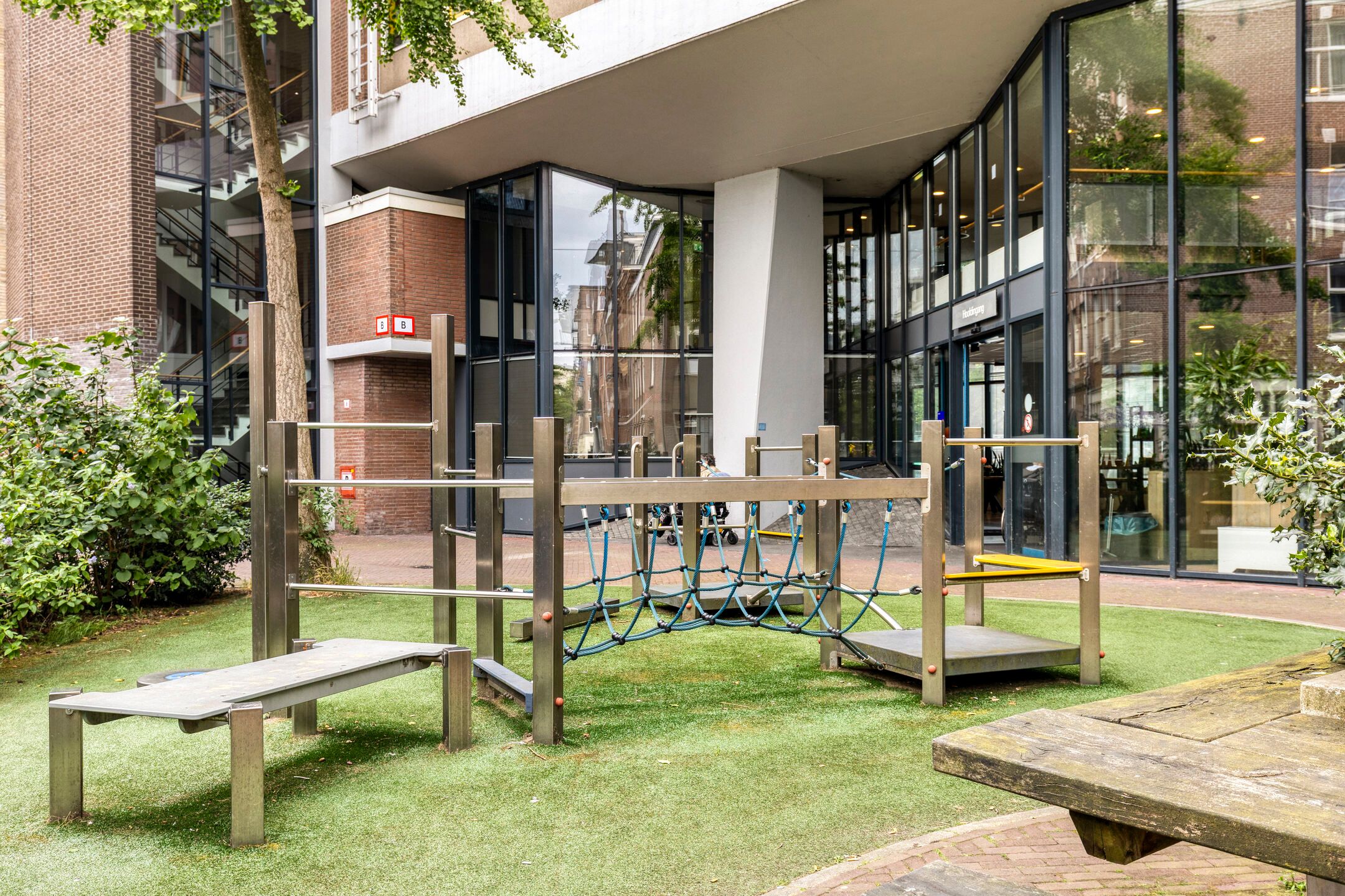 Foto 30 van Van Oldenbarneveldtstraat 96-B3