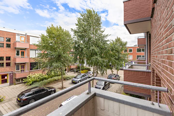 Foto 31 van Frans van Mierisstraat 20