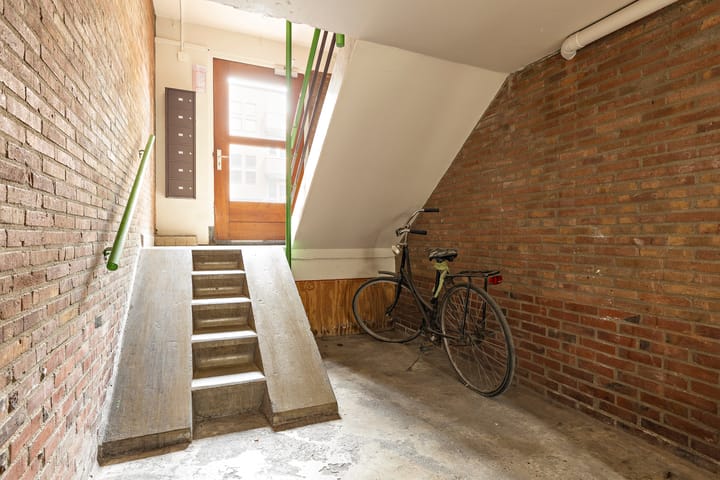 Foto 32 van Frans van Mierisstraat 20