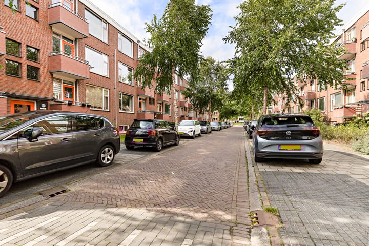 Foto 37 van Frans van Mierisstraat 20