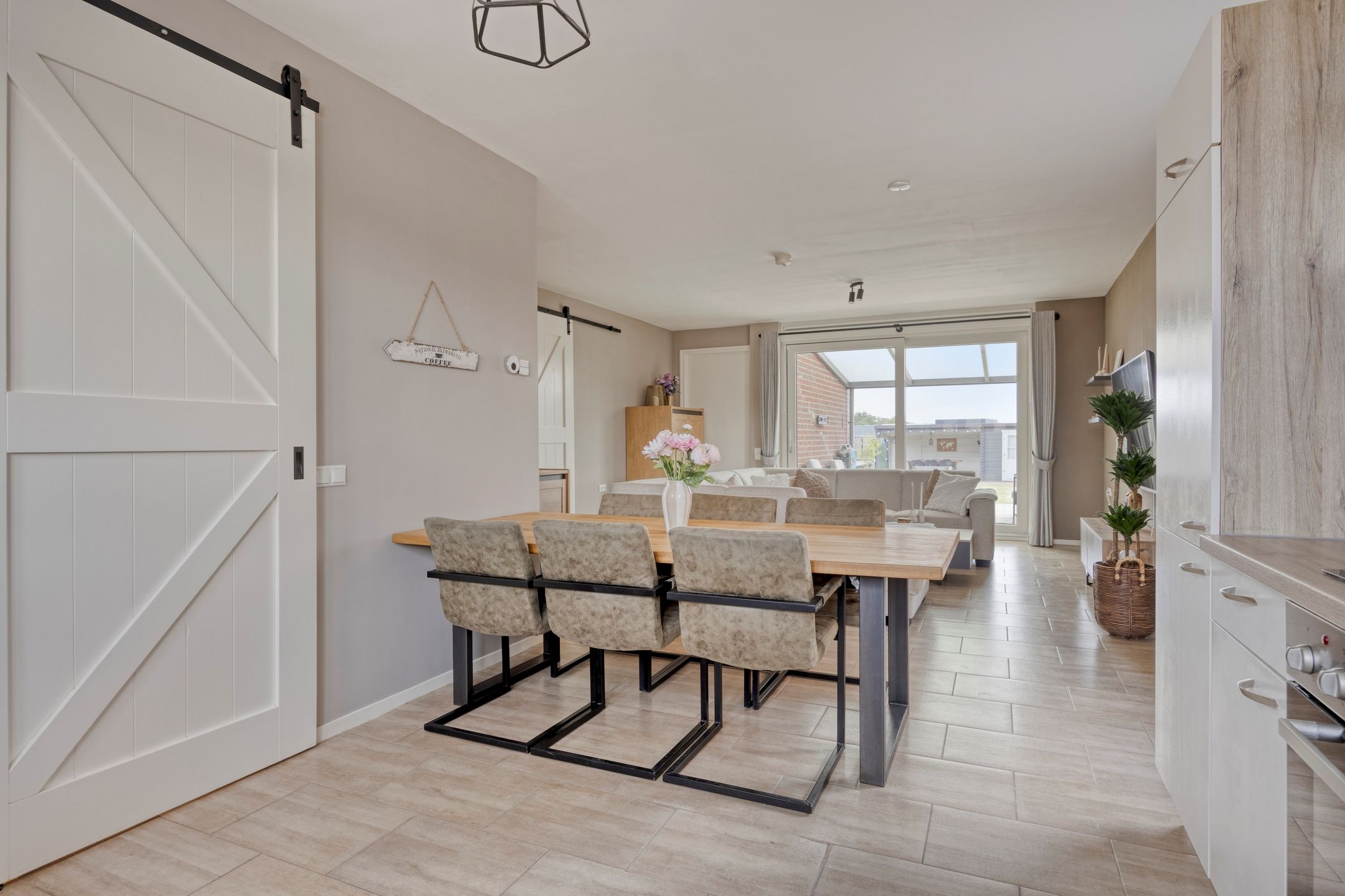 Foto 9 van Ambachtssingel 31