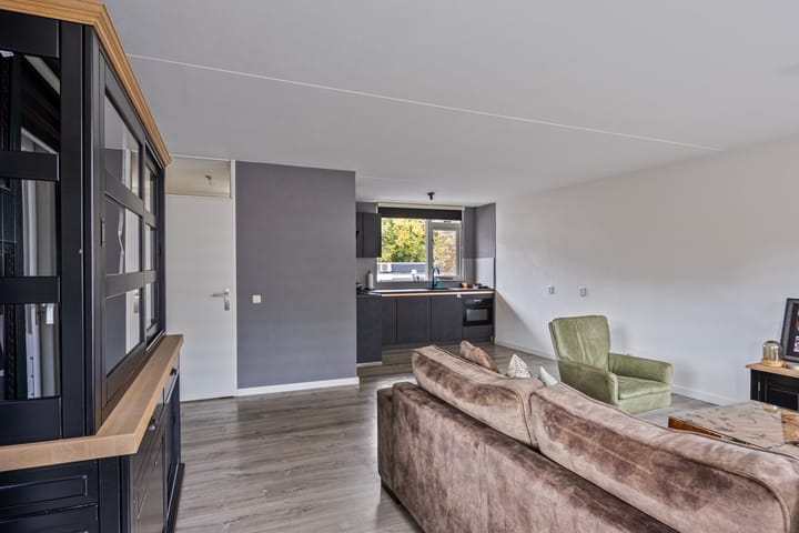 Foto 11 van Meijer van Leeuwenstraat 4