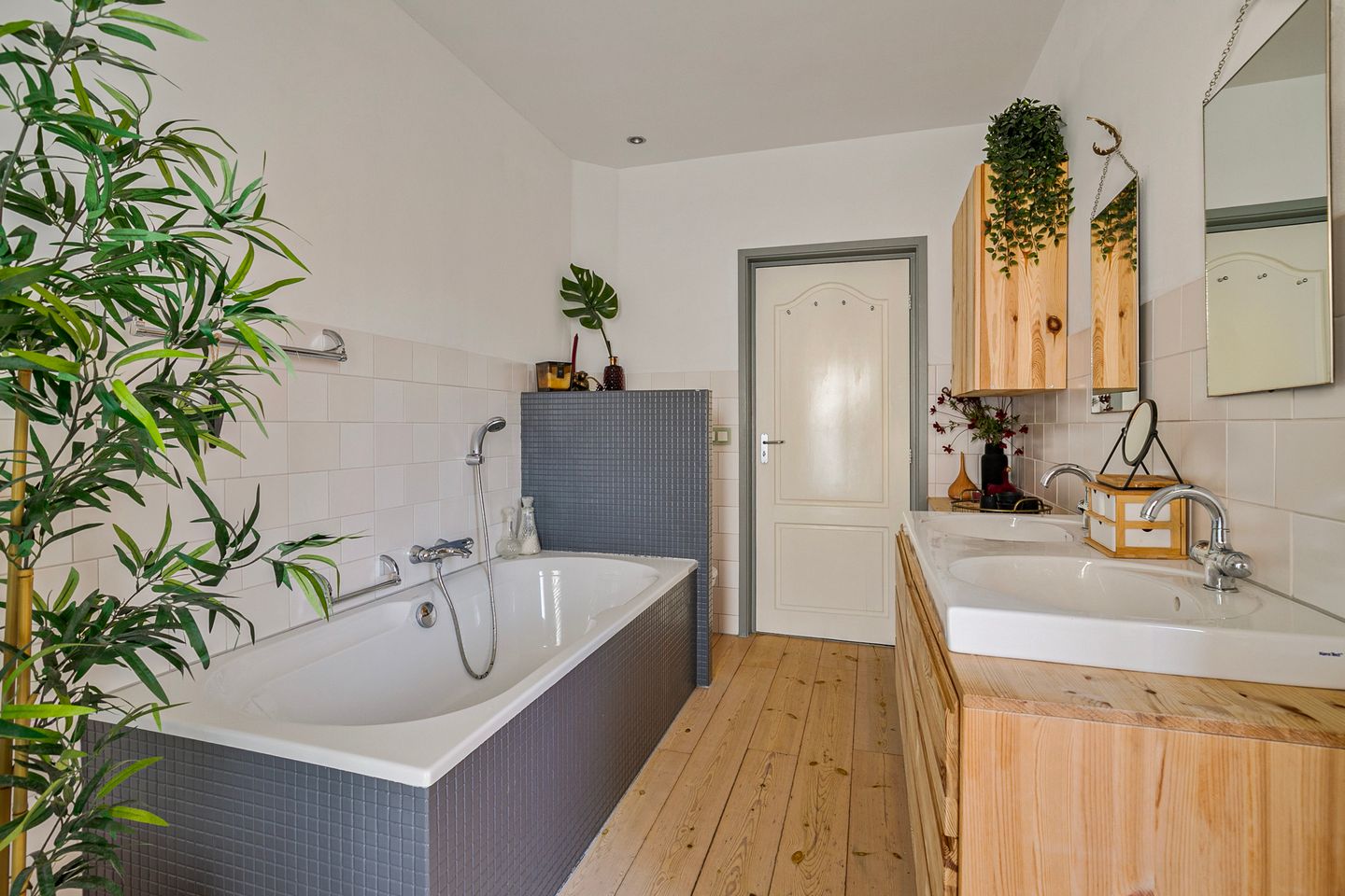 Foto 19 van Vondellaan 48