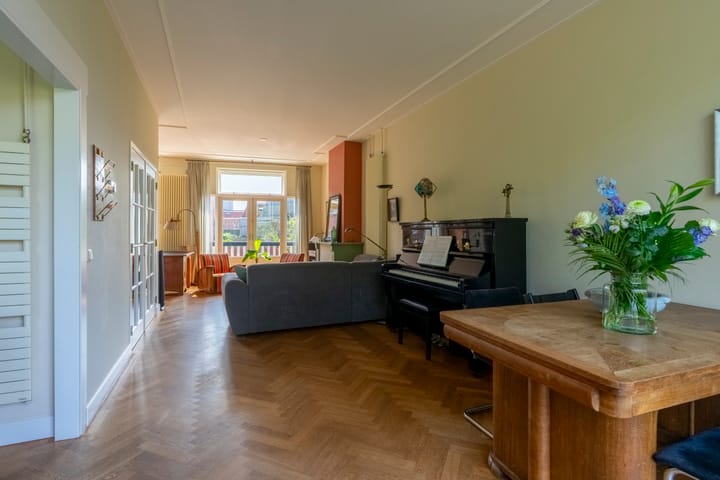 Foto 8 van Drie Octoberstraat 49-A