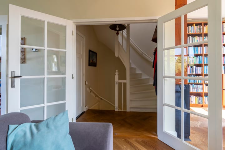 Foto 15 van Drie Octoberstraat 49-A