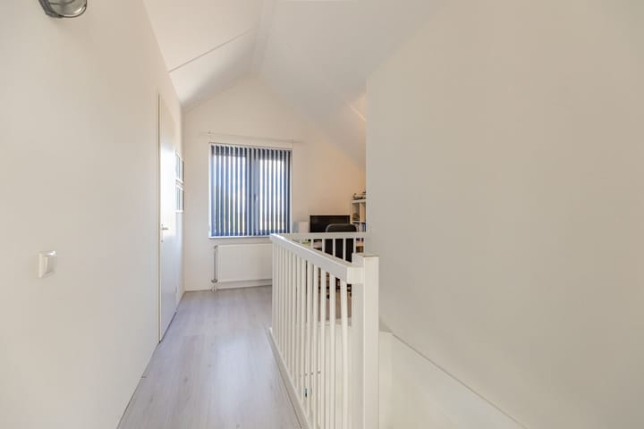 Photo 23 of Weerreys Park 56