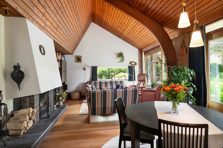 Photo 2 of Vuurdoornstraat 4