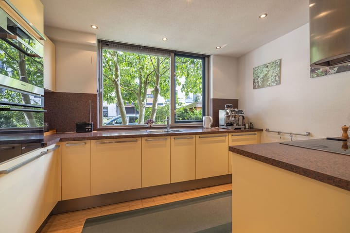 Photo 12 of Leendert Butterstraat 44