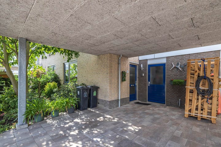 Photo 37 of Leendert Butterstraat 44