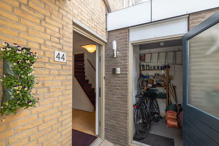 Photo 38 of Leendert Butterstraat 44