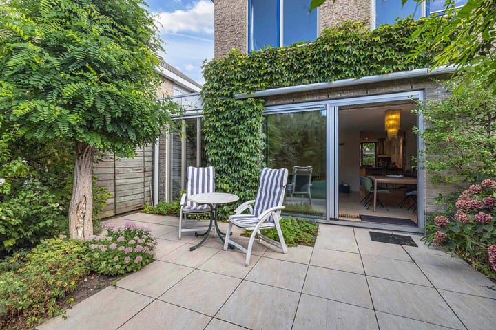 Photo 41 of Leendert Butterstraat 44