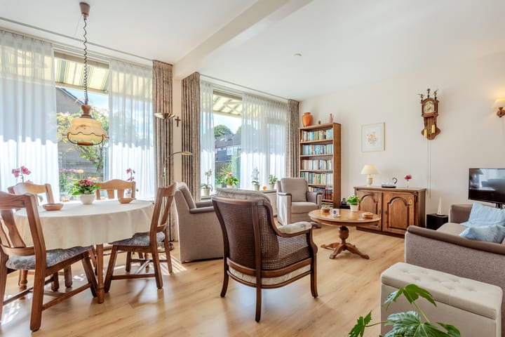 Foto 12 van Delta 98