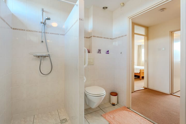 Foto 26 van Delta 98