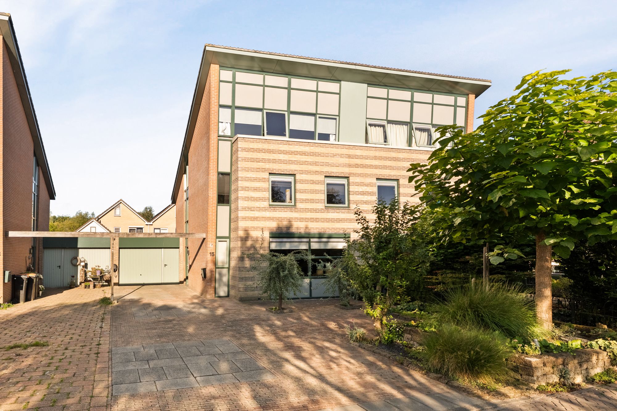 Land van Saaftinge 15 