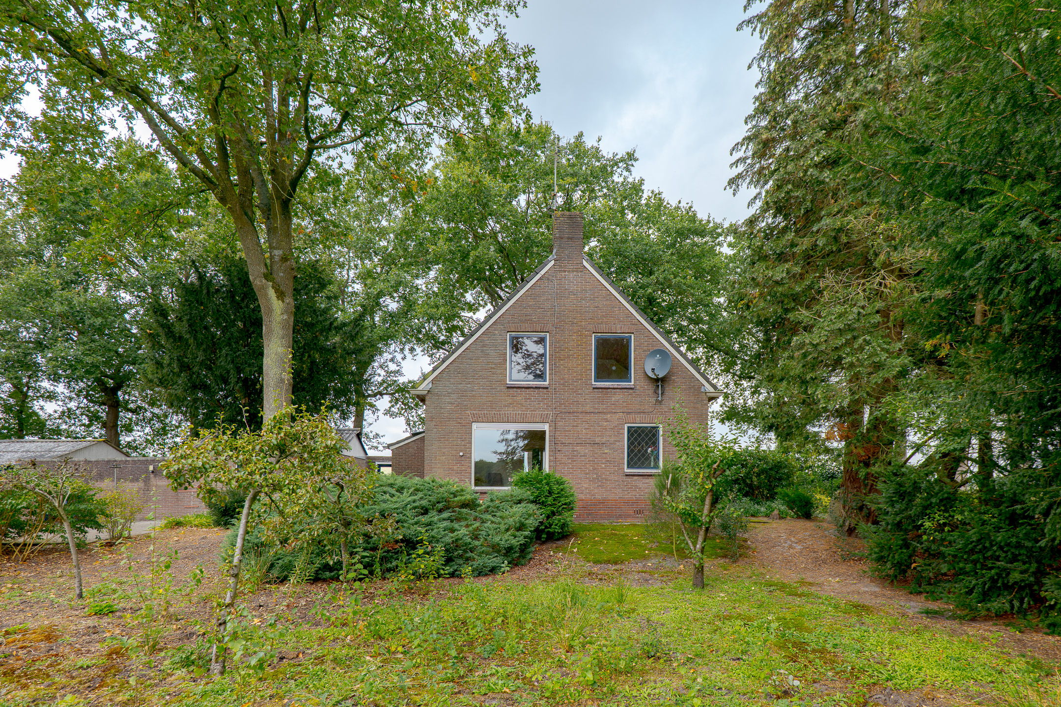 Photo 3 of Rolderstraat 2-A