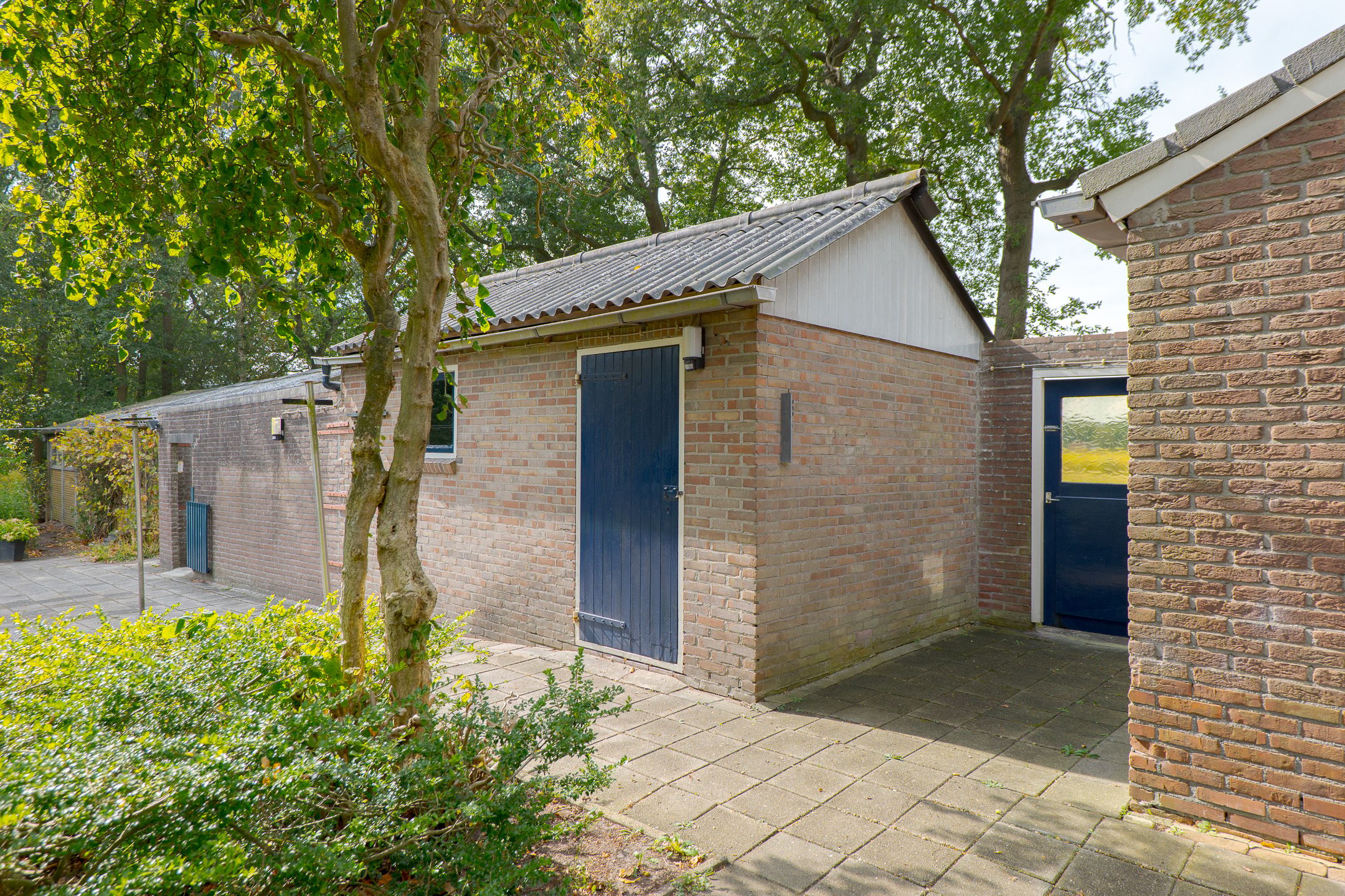 Photo 42 of Rolderstraat 2-A
