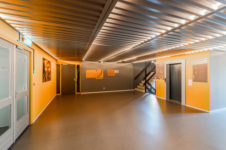 Photo 7 of Kalverstraat 8-4