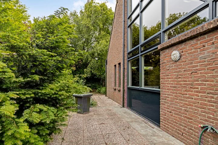 Foto 41 van J.W. Schuurmanstraat 10