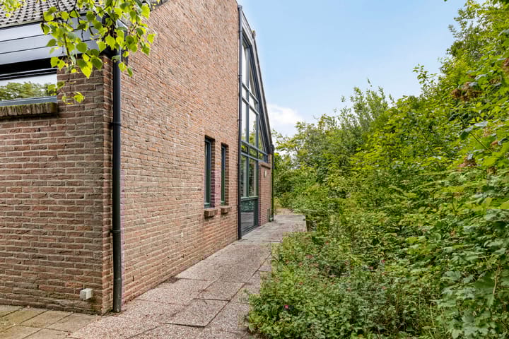 Foto 42 van J.W. Schuurmanstraat 10