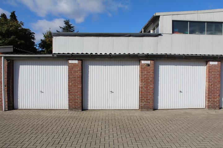 Foto 2 van Broekhovenseweg 111-25