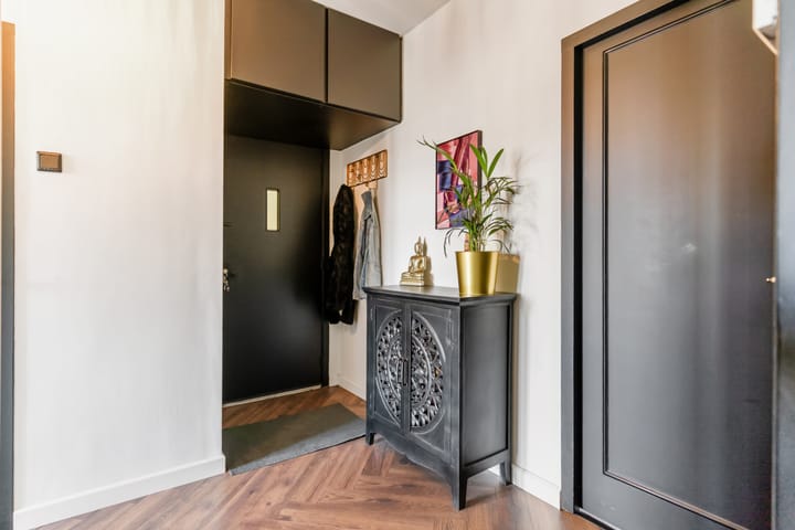 Foto 5 van Van Anrooystraat 115