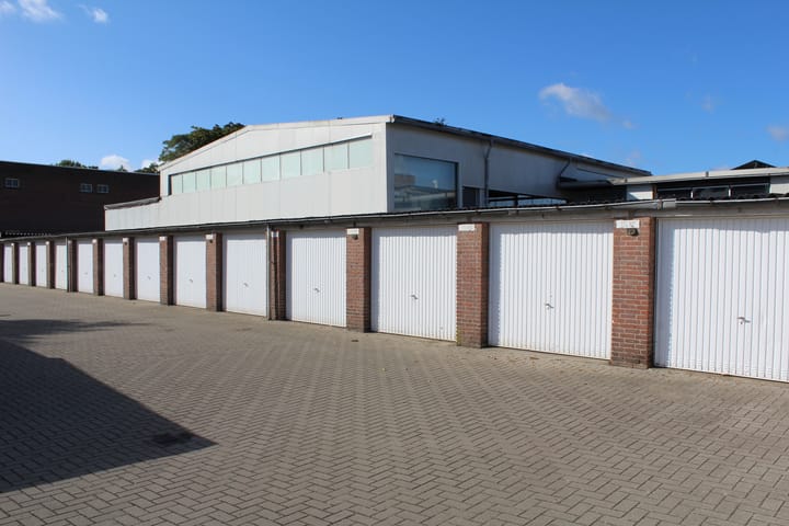 Foto 3 van Broekhovenseweg 111-25