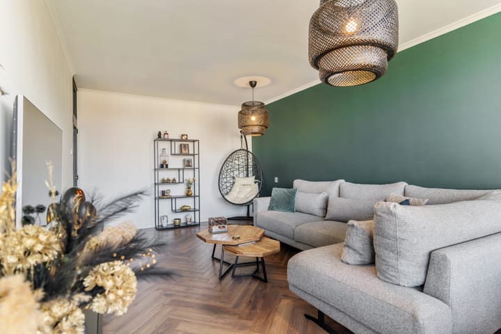 Photo 10 of Van Anrooystraat 115