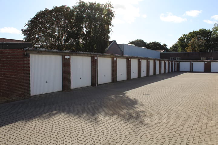 Photo 13 of Broekhovenseweg 111-25