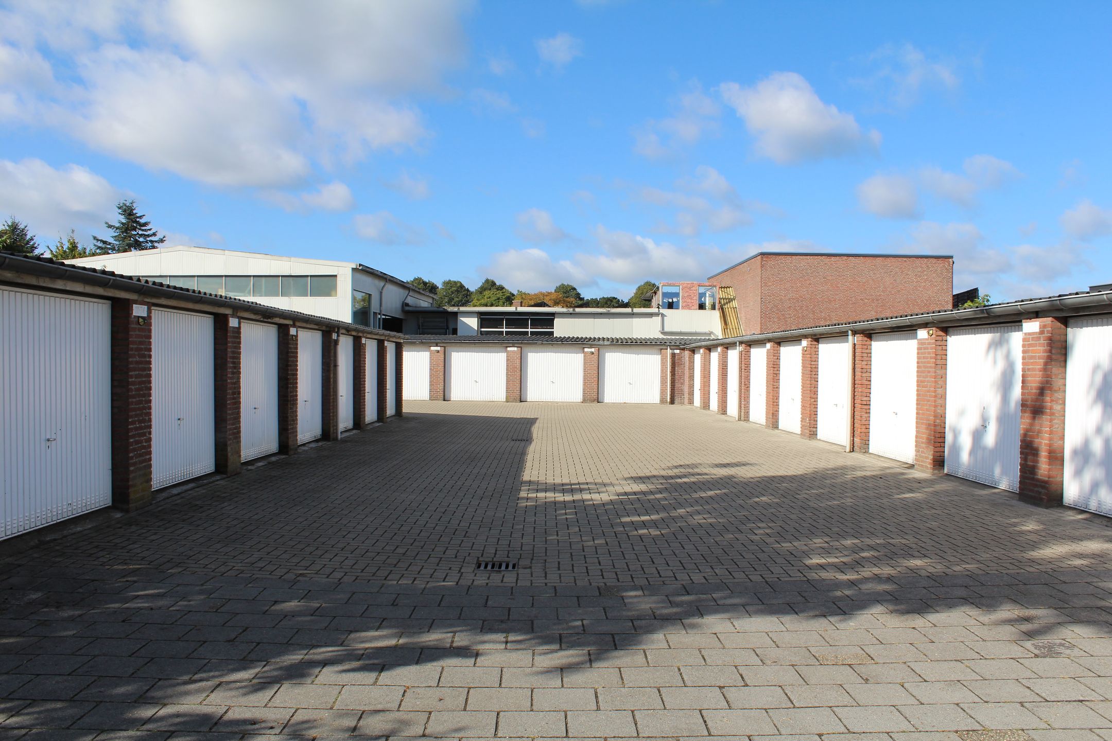 Foto 15 van Broekhovenseweg 111-25